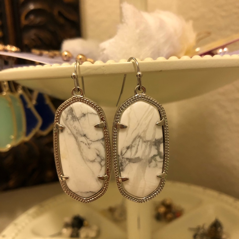 marble kendra scott earrings